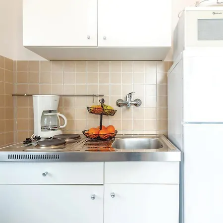 1 Bedroom Cozy In * Bakarac