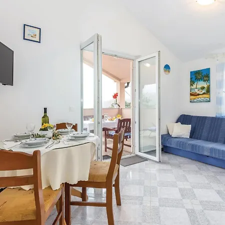 1 Bedroom Cozy In Daire