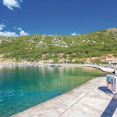 1 Bedroom Stunning In * Bakarac