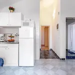 1 Bedroom Stunning In * 里耶卡