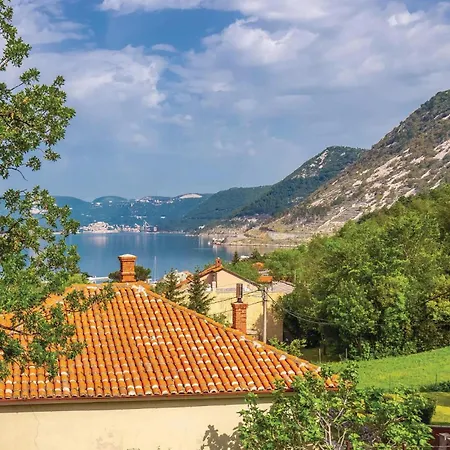 1 Bedroom Stunning In *