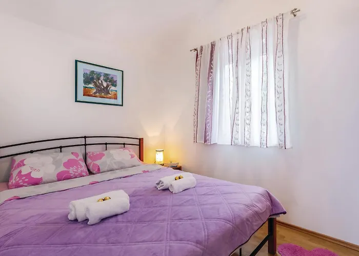 1 Bedroom Stunning In * 里耶卡