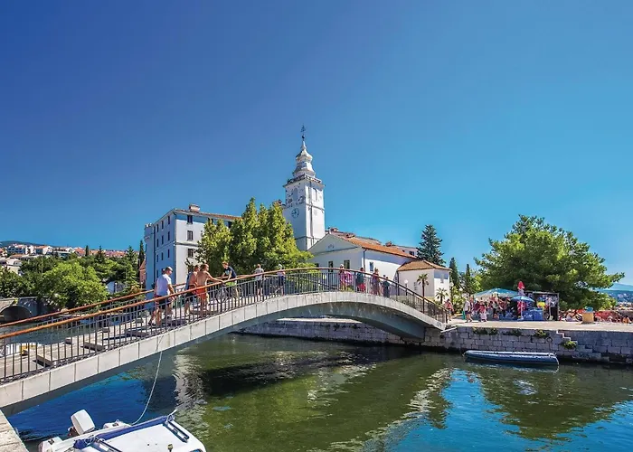 Apartman 1 Bedroom Stunning In Bakarac